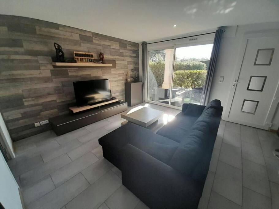 קארוס Appartement Spacieux &Tres Calme. Spacious & Very Quiet Apartment. מראה חיצוני תמונה