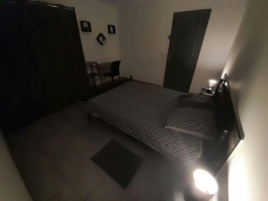 קארוס Appartement Spacieux &Tres Calme. Spacious & Very Quiet Apartment. מראה חיצוני תמונה